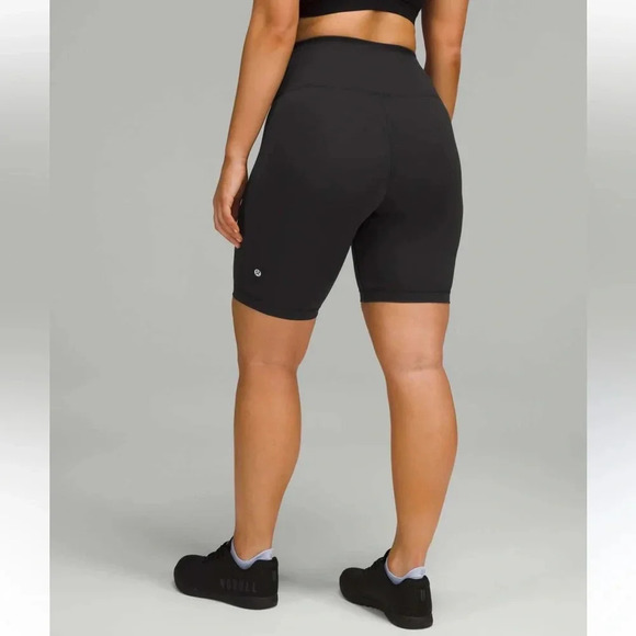 Lululemon Wunder Train Contour Fit High-Rise Bike Short 8" - Picture 1 of 5